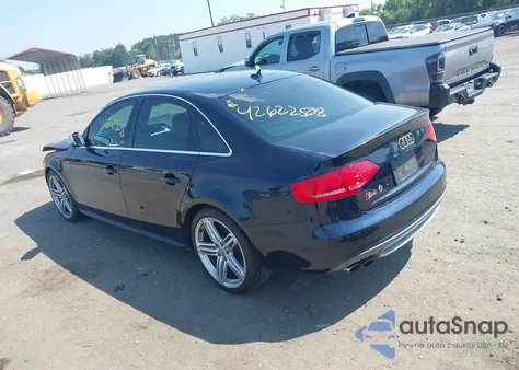 2011 Audi S4 3.0 Premium Plus z USA, uszkodzony, nr VIN WAUKGAFLXBA009648